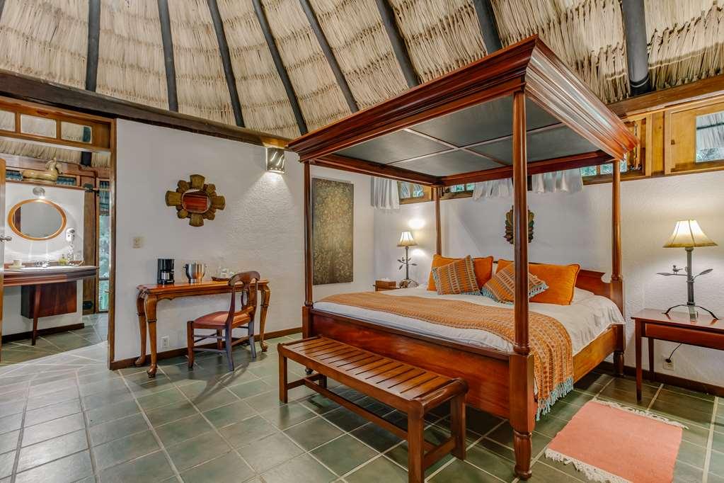 The Lodge At Chaacreek San Ignacio Phòng bức ảnh